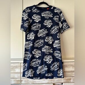 Superdry Vintage Men’s Small Navy All Over Logo Graphic T Shirt NWOT